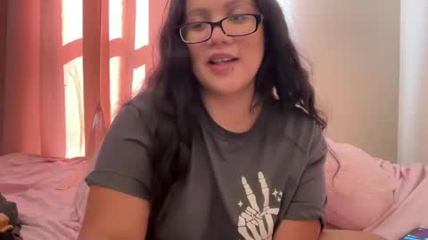 lovelykatiebabe online show from September 17, 1:35 pm