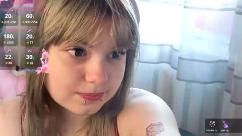 Snapshot of lovelykristii chatting on June 10, 4:56 am hristie online show from June 10, 4:56 am