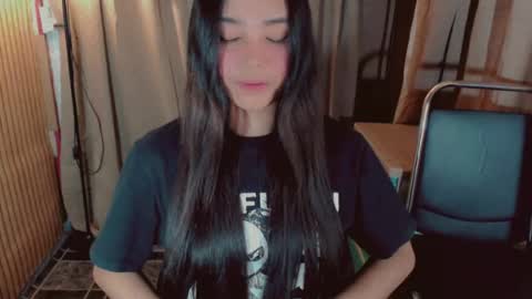 Snapshot of lovelylaiza chatting on July 29, 10:02 am Cutie Laiza online show from July 29, 10:02 am
