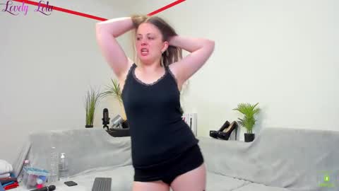 Lola online show from October 7, 7:44 pm