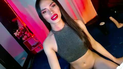 lovelymiss_shyna11 online show from December 10, 7:26 am