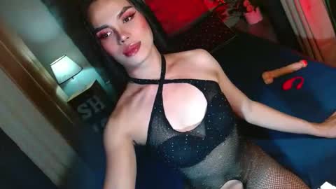 lovelymiss_shyna11 online show from November 13, 8:46 am