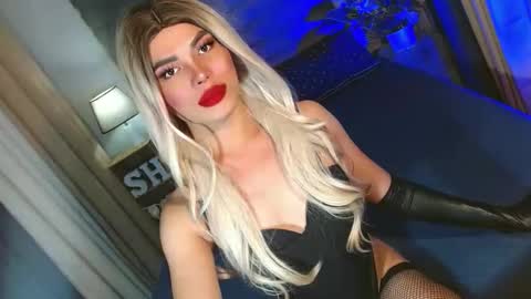 lovelymiss_shyna11 online show from January 15, 10:42 am