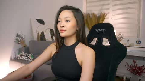 kim online show from December 24, 8:38 pm