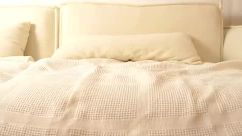 kim online show from October 15, 2:39 pm