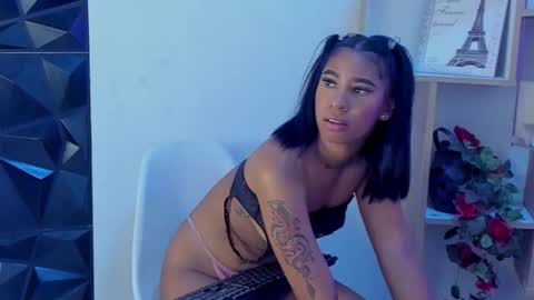 Snapshot of lovelypeachss chatting on March 29, 4:07 pm lovelypeachss online show from March 29, 4:07 pm