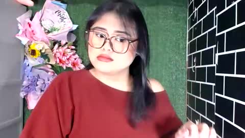 lovely online show from October 8, 8:50 pm