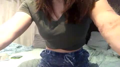 Snapshot of lovelyqueenaria chatting on January 11, 10:40 pm Queen Aria  online show from January 11, 10:40 pm