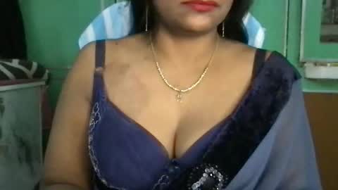 Snapshot of lovelyrose36 chatting on May 23, 5:17 pm lovelyrose36 online show from May 23, 5:17 pm