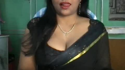 Snapshot of lovelyrose36 chatting on May 29, 5:55 pm lovelyrose36 online show from May 29, 5:55 pm