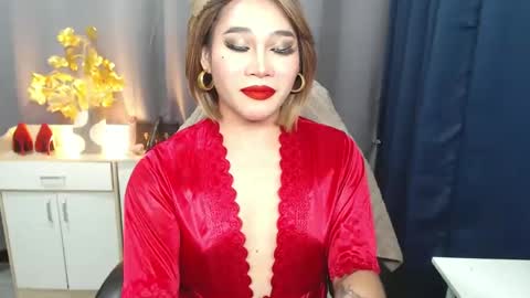 STWEET LINA online show from January 27, 2:13 pm