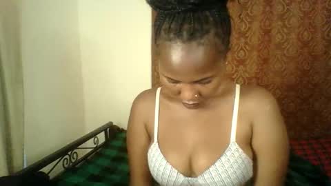 Snapshot of lovelyy_dreams chatting on March 4, 4:57 pm Hanna online show from March 4, 4:57 pm