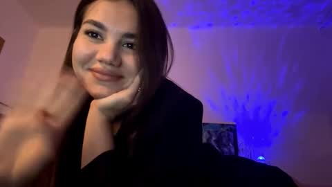 Kalie online show from November 23, 4:18 pm