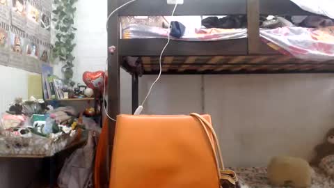 Snapshot of loveme114 chatting on March 20, 5:45 am loveme114 online show from March 20, 5:45 am