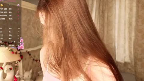 Snapshot of lovepilll chatting on April 9, 8:31 am Keira online show from April 9, 8:31 am