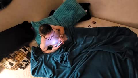 Snapshot of lovepussy453269 chatting on January 1, 7:43 pm That guy online show from January 1, 7:43 pm