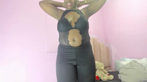 L O V E  online show from September 20, 12:39 pm