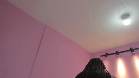 L O V E  online show from December 3, 12:03 pm