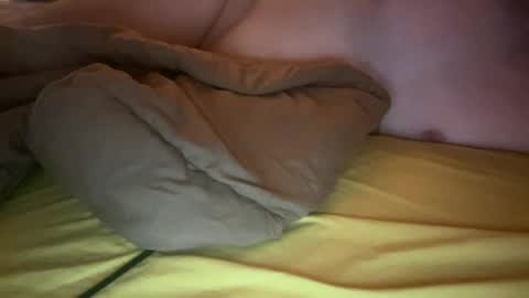 lover20002 online show from July 8, 3:55 am