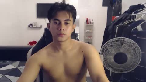 loverboyph04 online show from October 3, 6:54 am