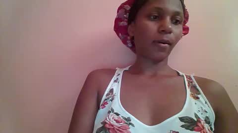 lovergal257 online show from February 4, 11:49 am