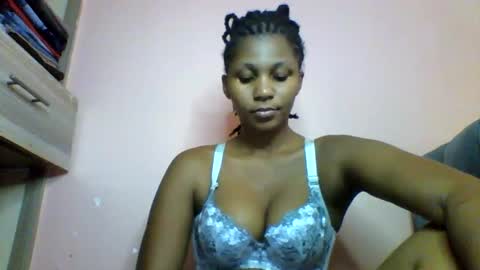 lovergal257 online show from April 3, 12:25 pm