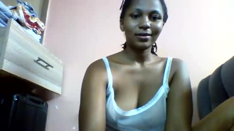 lovergal257 online show from April 25, 8:39 am