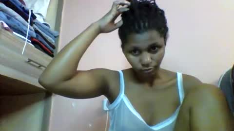 lovergal257 online show from May 1, 6:51 am