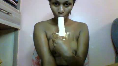 lovergal257 online show from June 17, 11:45 am