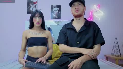 Snapshot of loversinfire chatting on October 20, 4:46 am sofia and bryan online show from October 20, 4:46 am