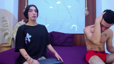 Snapshot of loversinfire chatting on April 21, 2:04 am sofia and bryan online show from April 21, 2:04 am