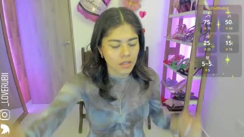 loverubii online show from February 20, 5:04 am