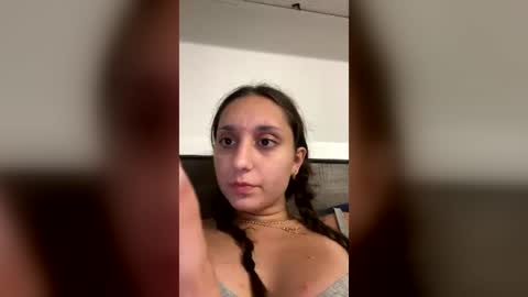lovesicky online show from July 8, 9:19 pm