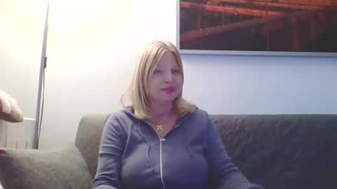 Marlyn online show from January 21, 10:19 pm