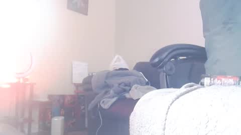 Snapshot of lovestobeused2 chatting on December 1, 5:18 pm lovetobeused online show from December 1, 5:18 pm