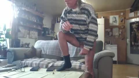 aaron online show from November 24, 12:05 pm