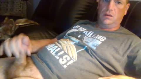 Snapshot of lovetocum37 chatting on October 6, 3:26 am lovetocum37 online show from October 6, 3:26 am