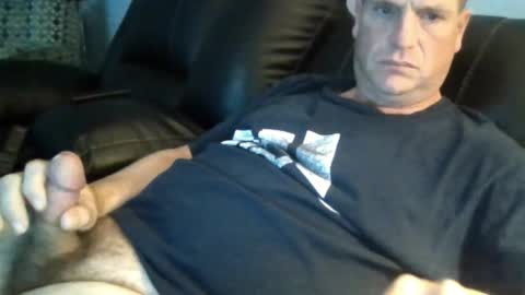 Snapshot of lovetocum37 chatting on October 20, 4:07 pm lovetocum37 online show from October 20, 4:07 pm