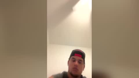 Snapshot of lovetssss6264 chatting on April 1, 5:08 am lovetssss6264 online show from April 1, 5:08 am