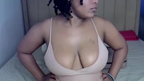 loveydivah online show from September 14, 4:55 am