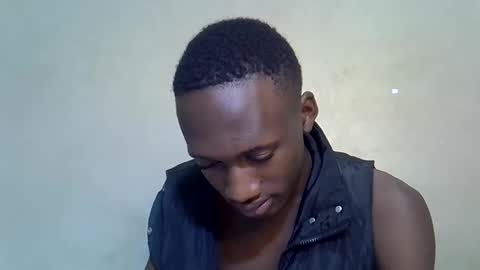 Snapshot of lovics chatting on November 17, 5:19 pm lovics online show from November 17, 5:19 pm