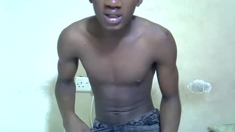 Snapshot of lovics chatting on November 19, 4:40 pm lovics online show from November 19, 4:40 pm