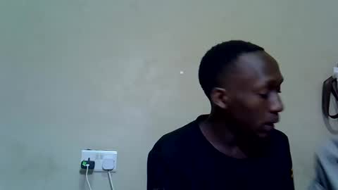 Snapshot of lovics chatting on November 23, 7:13 pm lovics online show from November 23, 7:13 pm