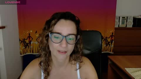 Snapshot of loving__lily chatting on April 24, 12:18 pm loving online show from April 24, 12:18 pm
