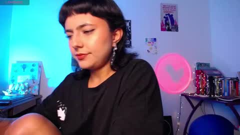 loving_alma online show from September 25, 2:04 am