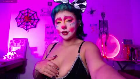 loving_alma online show from October 30, 3:52 am