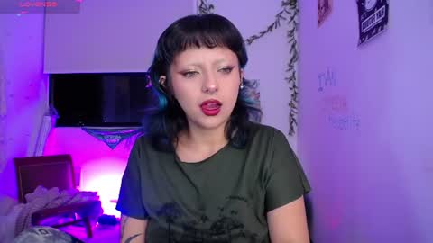 loving_alma online show from June 15, 2:14 am