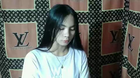 loving_rhean online show from January 8, 11:34 am
