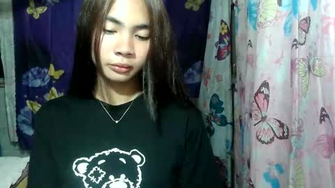 loving_rhean online show from June 8, 11:10 am