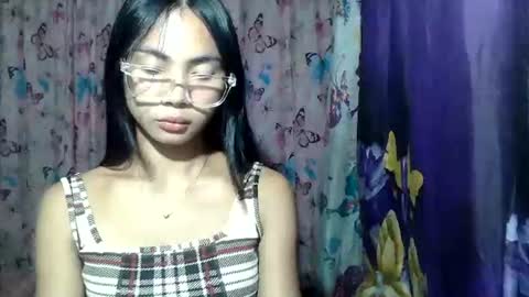loving_rhean online show from July 4, 11:16 am